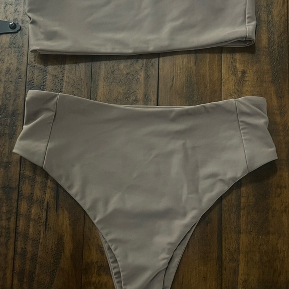Abysse Taupe bikini - Picture 1 of 3